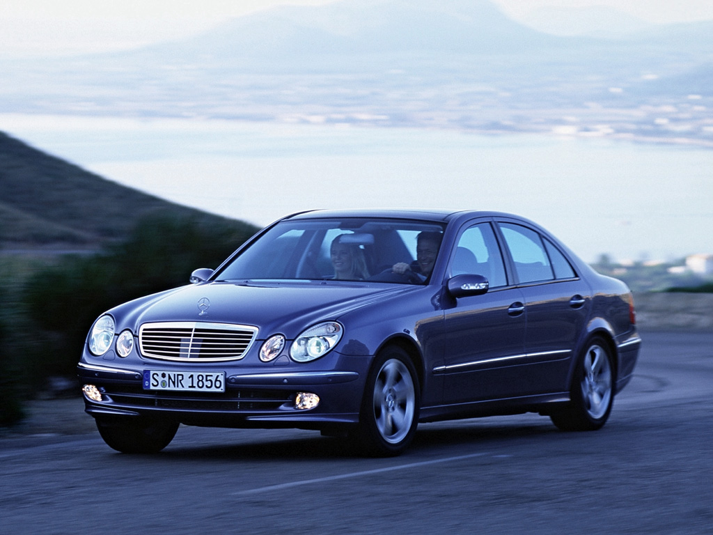 Mercedes-Benz E-Class, E500, E320 - 1024x768 Wallpaper